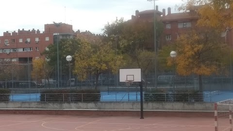 Polideportivo Municipal el Espinillo de Madrid