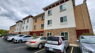 Best Western Plus Boardman Inn & Suites