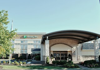 Holiday Inn Cincinnati-Riverfront, an IHG Hotel