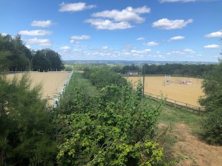 CENTRE EQUESTRE LES SEYCHAS