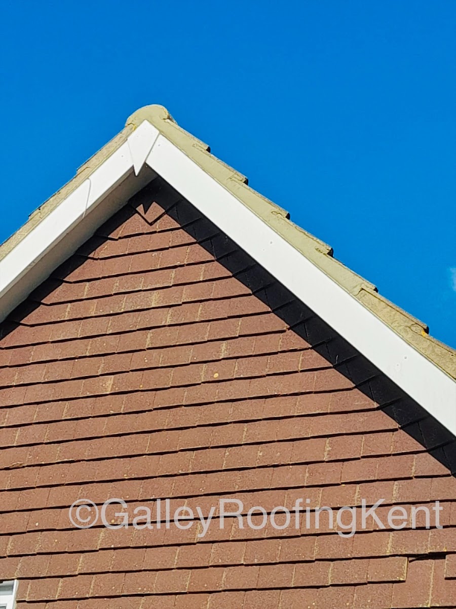 Galley Roofing Kent in 43 Cygnet Cl, Larkfield, Aylesford ME20 6QH, UK - Roofers featuring 
