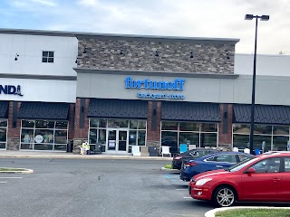 Fortunoff Backyard Store