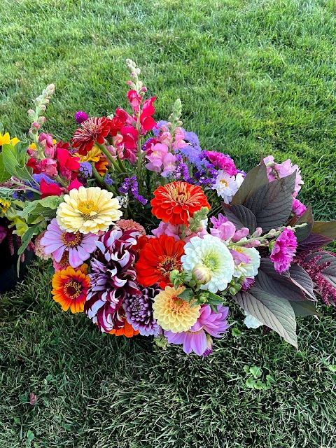 Flower Box - Florist - Millbrook, New York