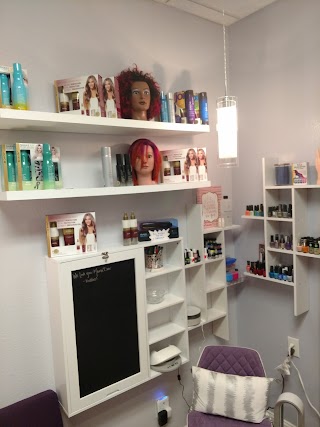 Tesoro Salone Hair and Nail Studio