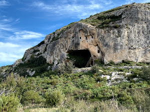 Cueva de les Finestres