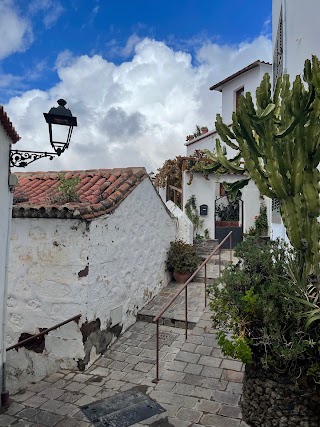 Altos de la Gloria Beach Apartments