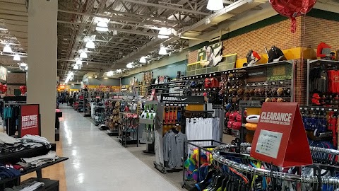 DICK'S Sporting Goods