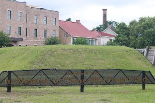 Tricentennial Park