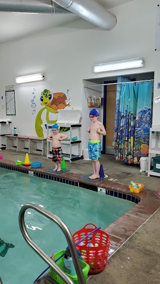 DolFUN SWIM Academy