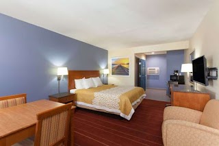 Days Inn by Wyndham San Diego-East/El Cajon