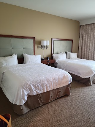 Hampton Inn & Suites Charleston Airport