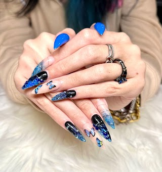 Luxe Nail Lounge