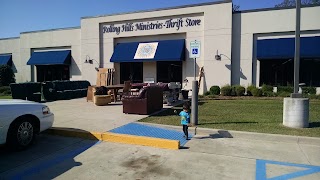 Rolling Hills Ministries Thrift Store