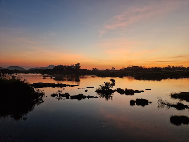 Mama Tanon Guest House and Restaurant Sunset no 2