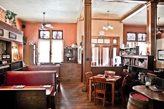 Woodys Library Restaurant