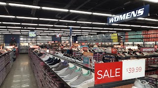 SKECHERS Warehouse Outlet