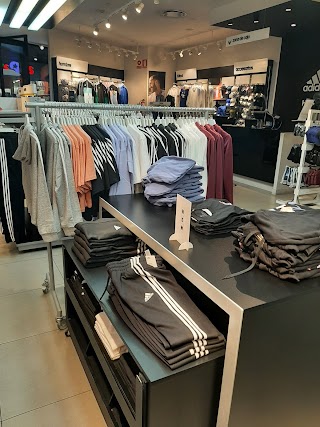 Adidas Store Huelva