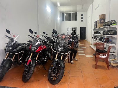 photo of Motorbike Rental - Tuan