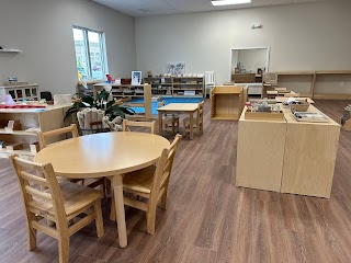 Guidepost Montessori at Purcellville