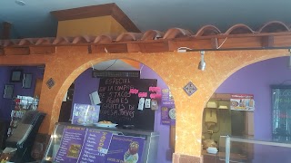 Taqueria Taco Riendo