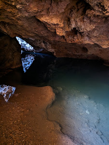 Cueva del Agua (Isla Plana)