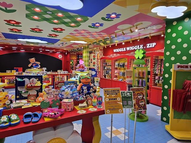 WIGGLE WIGGLE.ZIP HARAJUKU