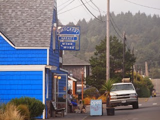 Surfcrest Market & Pizza