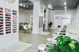 Top Coat Nail Studio