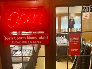 Joe’s Sports Cards & Comic Books