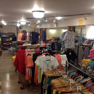 On Deck Clothing Outlet Store