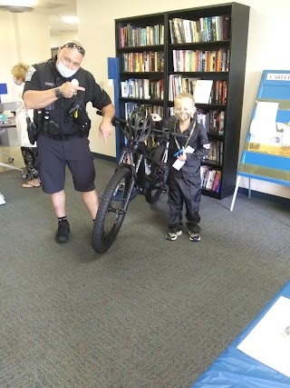 Cops 'n' Kids' Reading Room