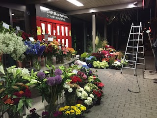 24/7 Blumenautomat Blumepeter bei Otto Blumen