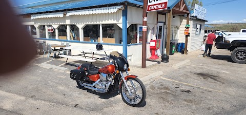 500 Sand Hollow Country Store and Cafe