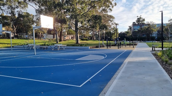 Sturt Park: Basketball Court