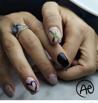 Salón de manicura AIDA EC