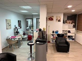 Salon de peluqueria ego