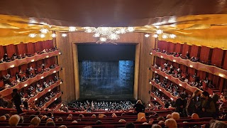 Metropolitan Opera House