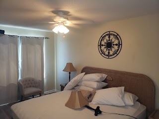 Island Winds West Vacation Rental Condominiums