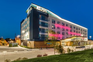 Aloft Dallas Arlington Entertainment District