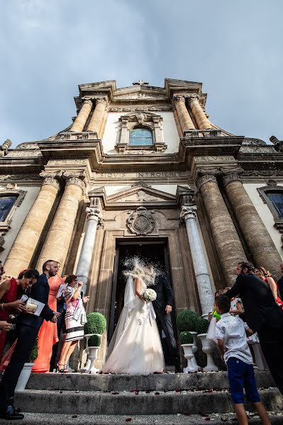 Fotógrafo de casamento Antonio Polizzi (polizzi). Foto de 30 de agosto 2019