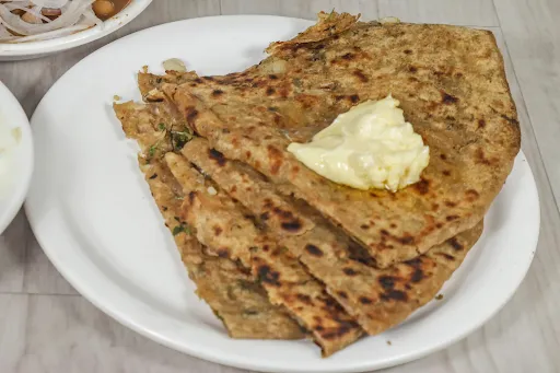 Gobi Tawa Paratha With Amul Butter