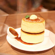 Uzna Omom 杏桃鬆餅屋