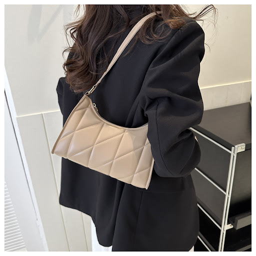 Title 15, Simple Underarm Niche Trendy One-shoulder Bag, ...