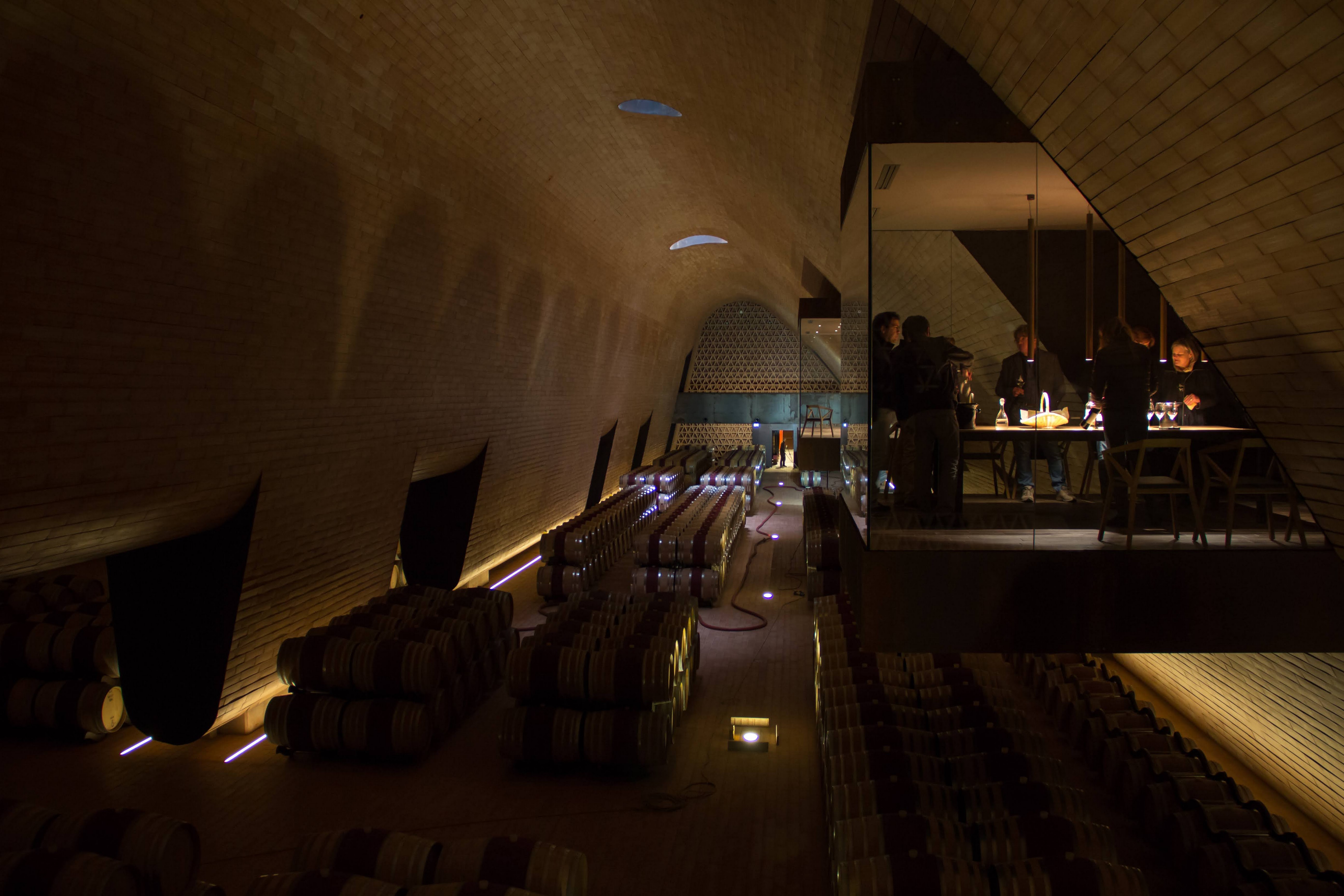 Le salette di degustazione nella nuova cantina Antinori a Bargino, San Casciano in Val di Pesa, Toscana