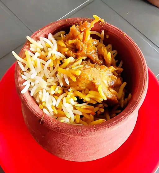 Bombay Chicken Dum Biryani