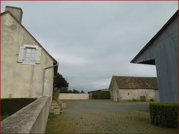 maison à Saint-Georges-du-Rosay (72)