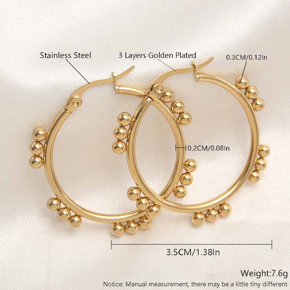 Elegante Metalen Cirkel Oorbellen voor Dames Stijlvolle Accessoire voor Modebewuste Vrouwen Tijdloos Design Geschikt voor Elke Gelegenheid Duurzaam en Lichtgewicht