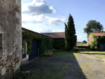 maison à La Chapelle-Heulin (44)