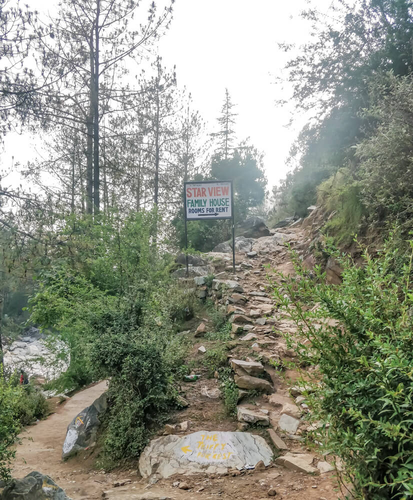 path+chalal+village+kasol+kullu+parvati+valley+india