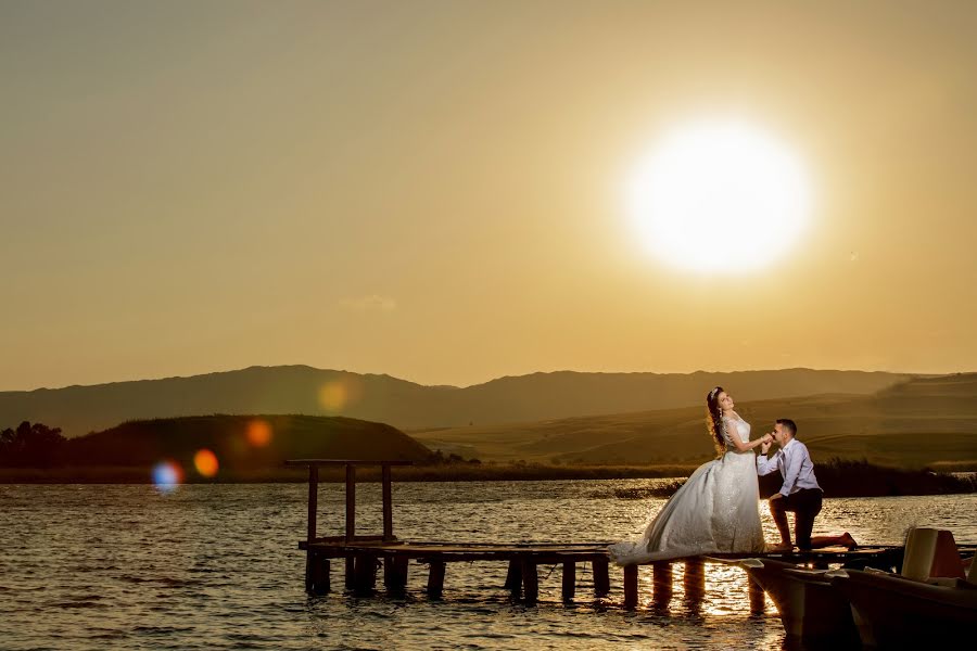 Fotografo di matrimoni Emre Yıldırım (studionecmi). Foto del 24 luglio 2018